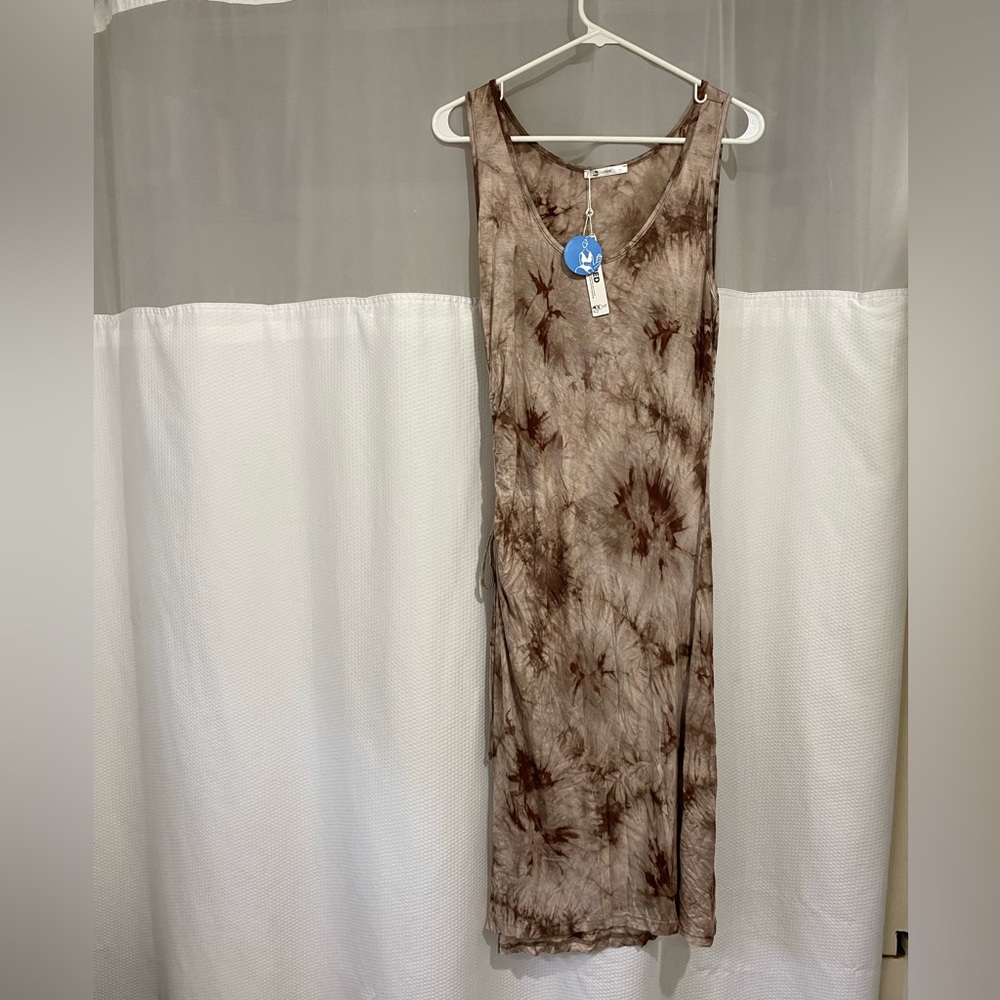 CUPSHE tye dye summer dress w/ sexy side cutout that has drawstring adjustment